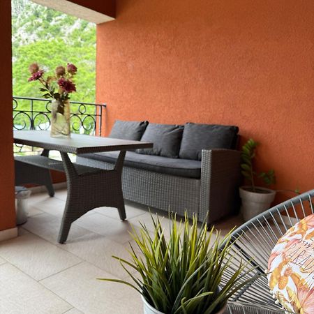 Apartment Damjan Котор Екстер'єр фото